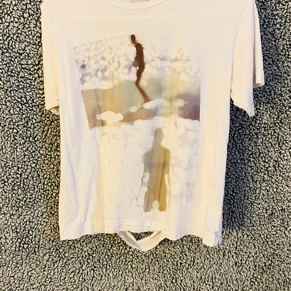 Surfer tee